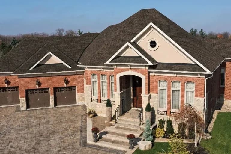 6668eead9cdf52857710372f_iko-cambridge-architectural-asphalt-shingle-roof__ResizedImageWzc3MCw1MTRd.webp