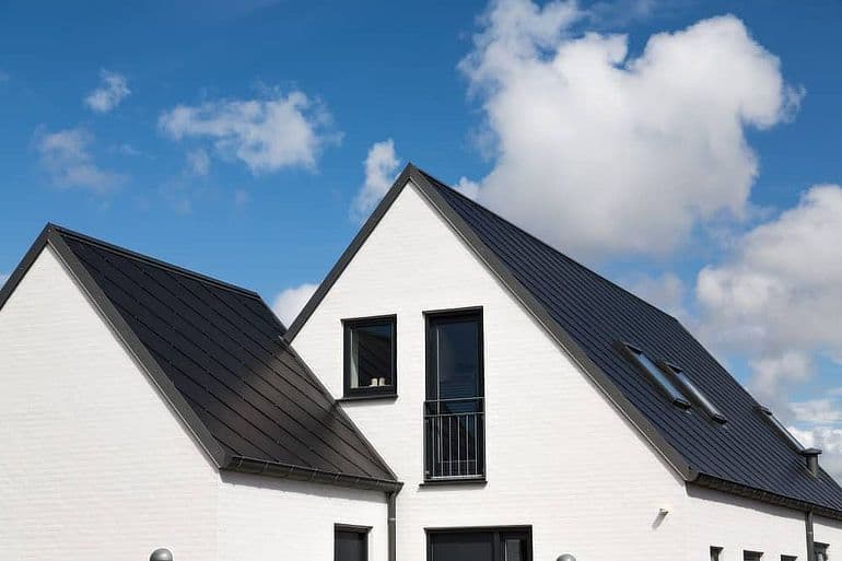 671265a959814ff97b073298_6668ea8151b78ea446b76b4d_gable-roof.jpeg