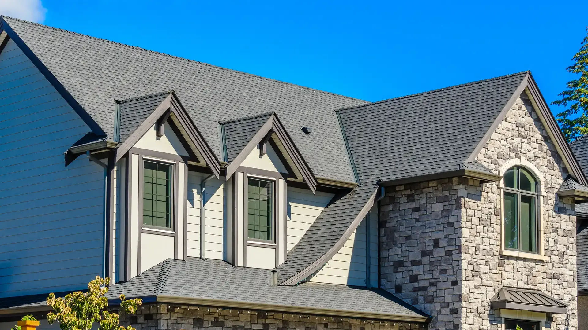 687f387b0620838a9b56a9c9_roofing-1.webp