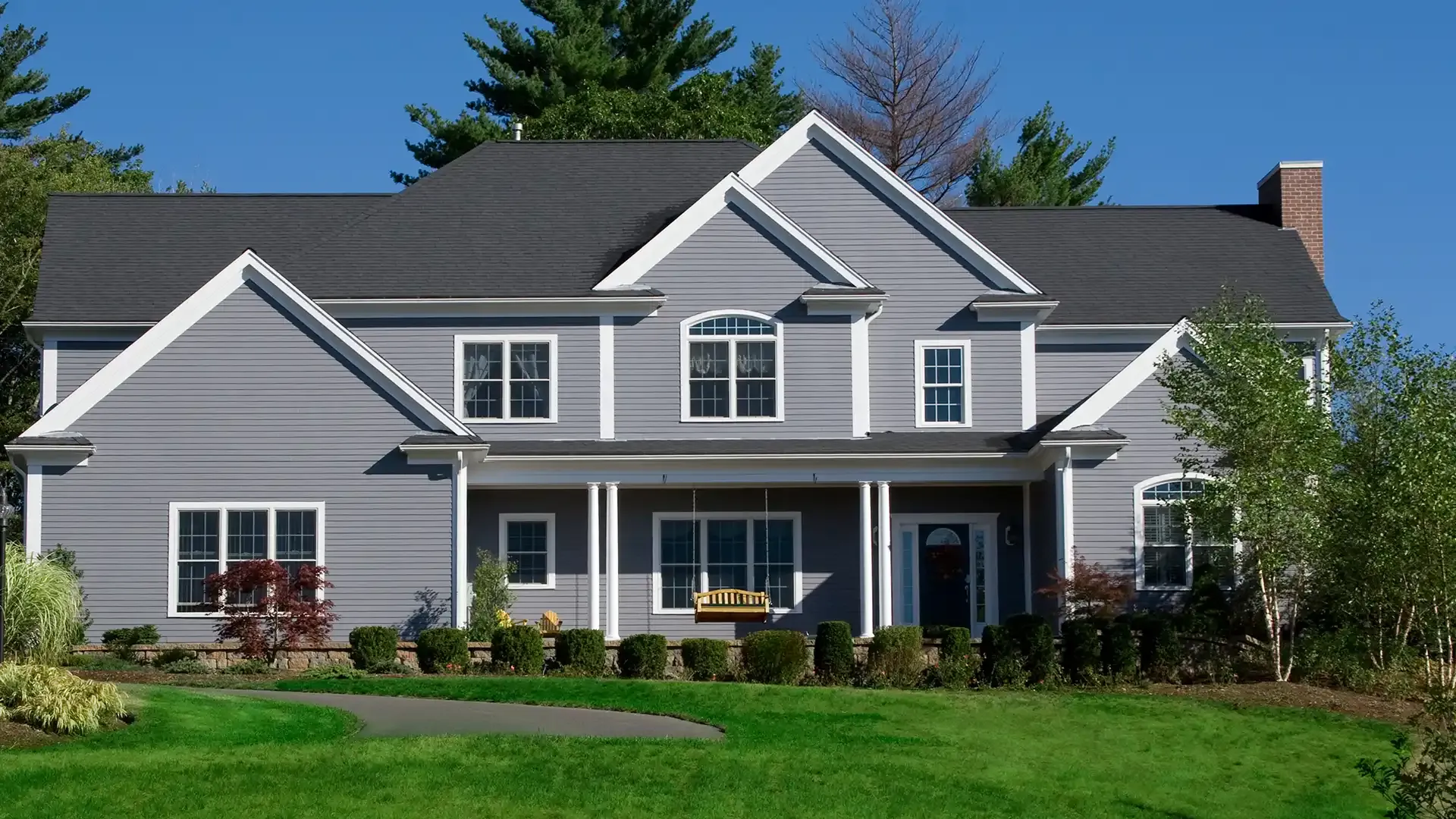 687f38b4a23868796a8289d8_roofing-4.webp
